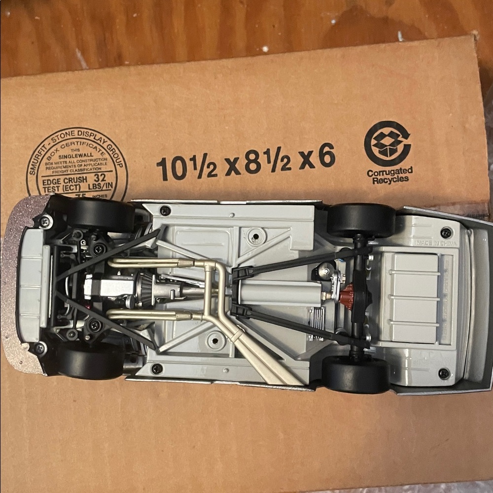 UPS Freight Racing Car Model - Picture 5 of 11